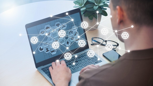 ¿Cómó nuestro servicio te ayuda a tener un equipo más capacitado en TI?